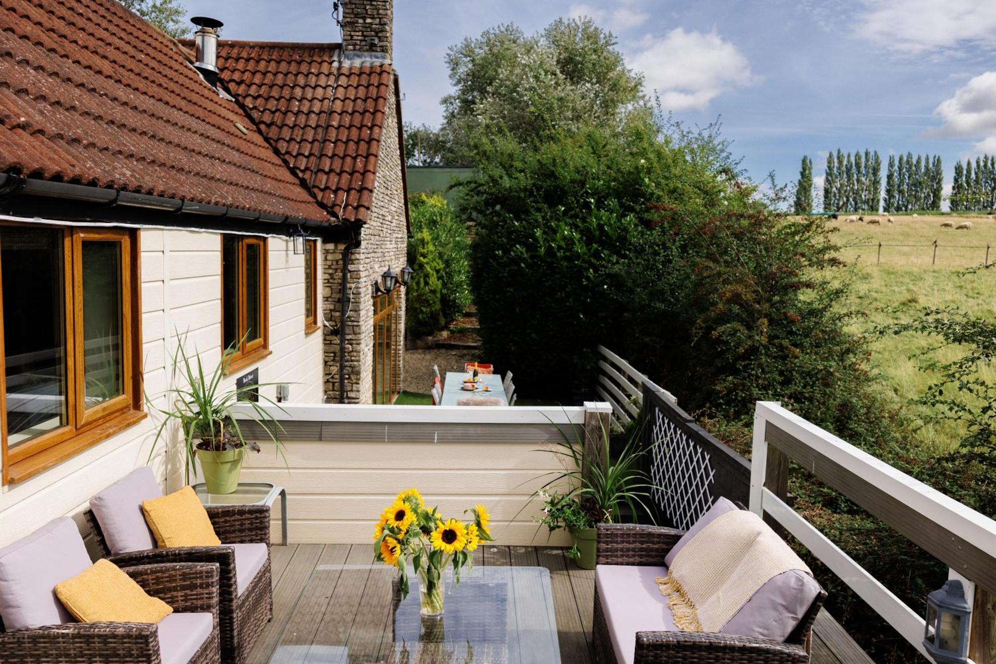 Villa The West Barn Near Bath, Sleeps 24 And 2 Hot Tubs à Bristol Extérieur photo